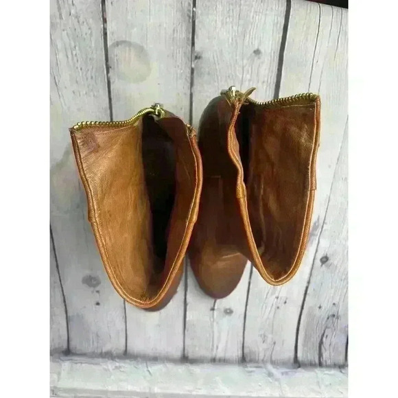 Vince Camuto Hadley Brown Leather Ankle Boot With Back Zipper Size 6.5 EUC - Picture 8 of 8